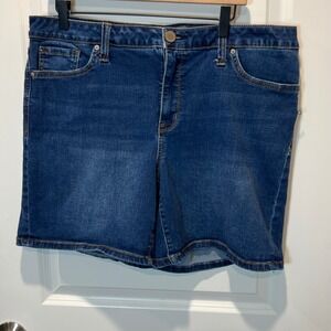 SEVEN7 JEANS Women's Blue Denim Jean Shorts Distressed Style Size 16